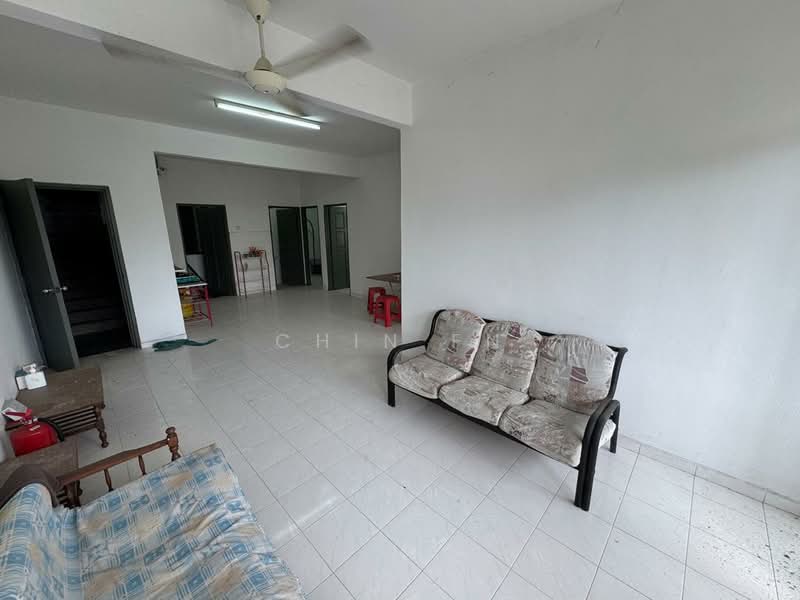 Apartment for Sale at Taman Cheng Ria - CHIN FN - Living Room - PropertyGuru.com.my