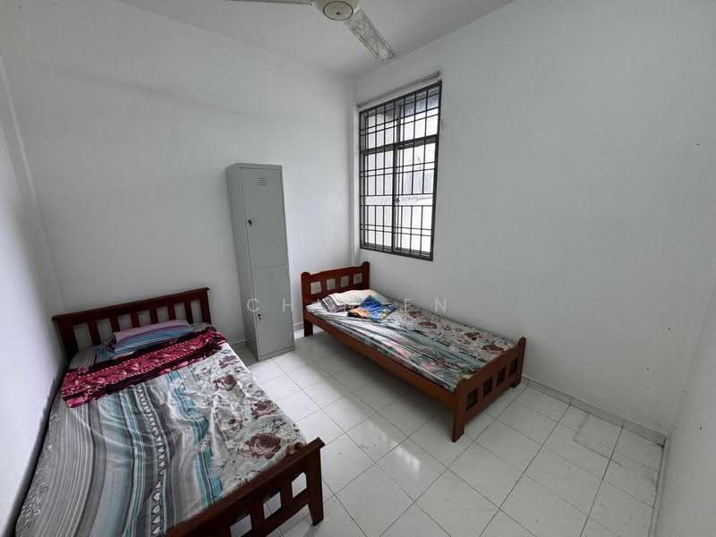 Apartment for Sale at Taman Cheng Ria - CHIN FN - Bedroom - PropertyGuru.com.my