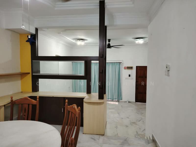 Rumah Teres 2 Tingkat untuk Disewa di Bandar Sungai Long (Selangor) - Chai Ming Hern - Living Room - PropertyGuru.com.my