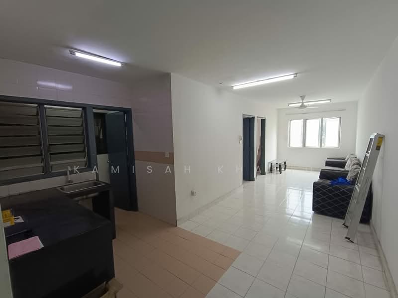 Apartment for Sale at Flora Damansara Apartment - Kamisah Khalid - Living Room - PropertyGuru.com.my