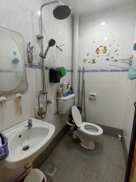 2-storey Terraced House for Sale in Taman Paya Emas (Paya Rumput) - Ivan Goh - PropertyGuru.com.my