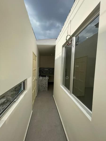 1-storey Terraced House for Sale in Taman Bukit Serindit (Melaka City) - Ivan Goh - Corridor - PropertyGuru.com.my