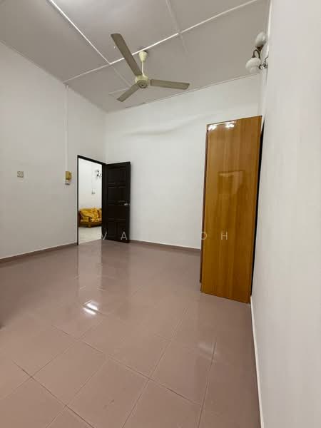 1-storey Terraced House for Sale in Taman Mas Merah (Batu Berendam) - Ivan Goh - Interior - PropertyGuru.com.my