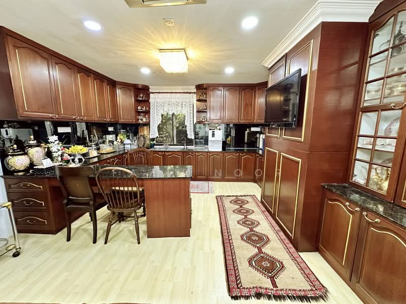 Rumah Berkembar untuk Dijual di SS4 (Petaling Jaya) - Fazie Noor - Kitchen - PropertyGuru.com.my