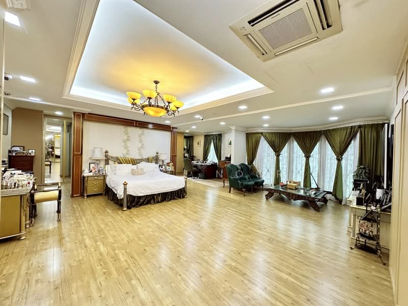 Rumah Berkembar untuk Dijual di SS4 (Petaling Jaya) - Fazie Noor - Master Bedroom - PropertyGuru.com.my