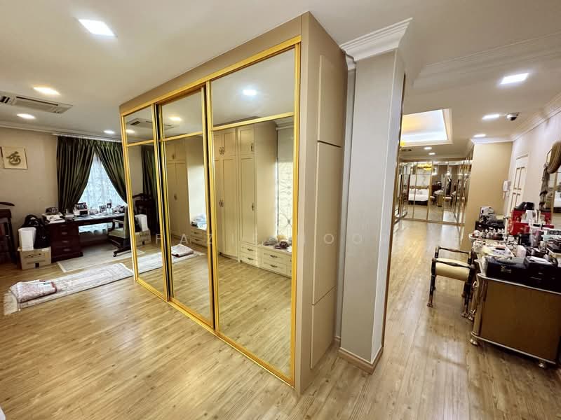 Rumah Berkembar untuk Dijual di SS4 (Petaling Jaya) - Fazie Noor - Study - PropertyGuru.com.my