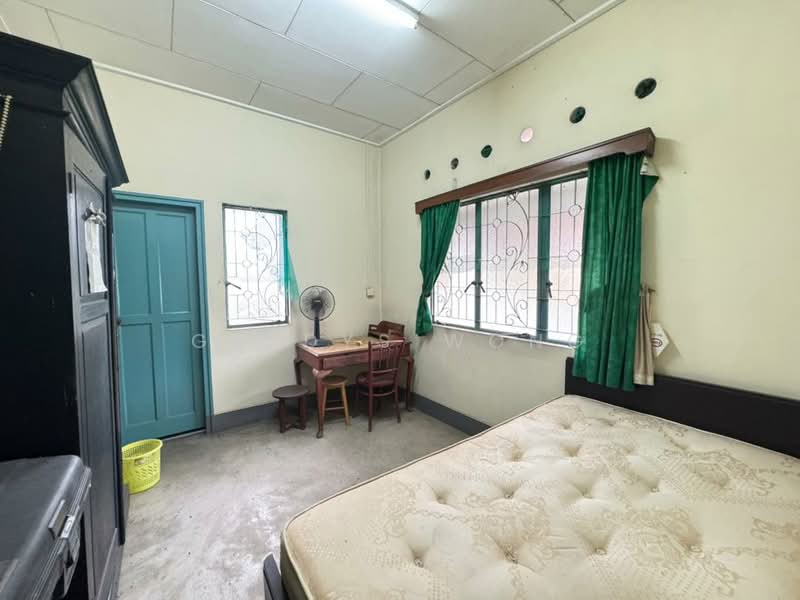 Bungalow for Sale in Taman Kolam Air (Johor Bahru) - Gladys Wong - Bedroom - PropertyGuru.com.my