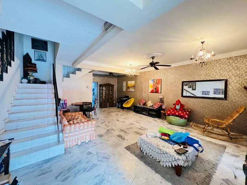 2-storey Terraced House for Sale in Bandar Country Homes (Rawang) - Elwin Mah - Living Room - PropertyGuru.com.my
