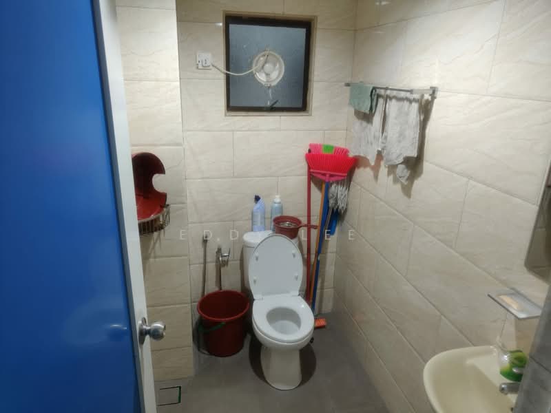 Apartment for Rent at Mutiara Serdang (Turf View) - Eddy Lee - Bathroom - PropertyGuru.com.my