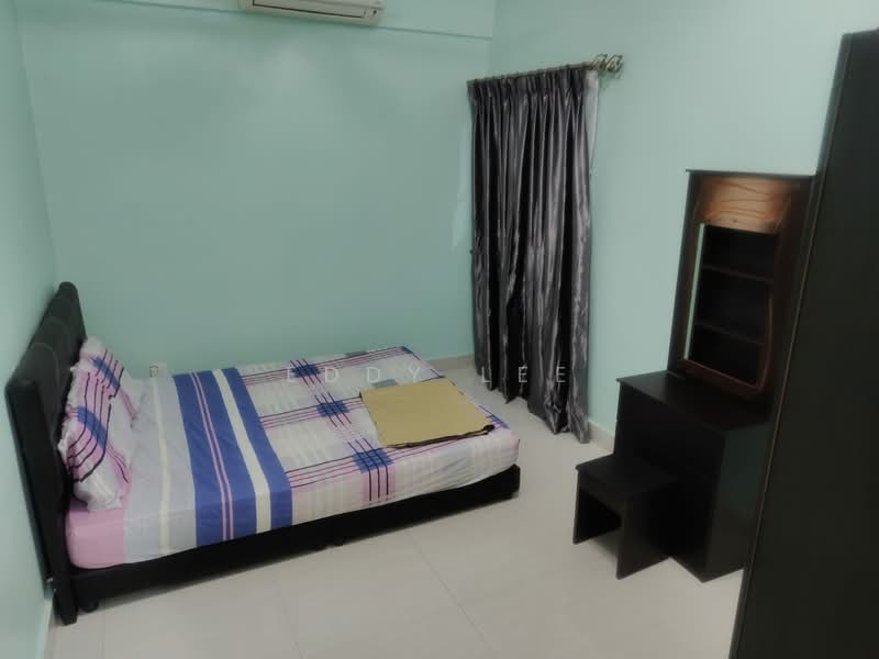 Apartment for Rent at Mutiara Serdang (Turf View) - Eddy Lee - Bedroom - PropertyGuru.com.my