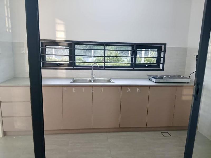 Bungalow House for Rent in Diamond City (Semenyih) - Peter Tan - Kitchen - PropertyGuru.com.my