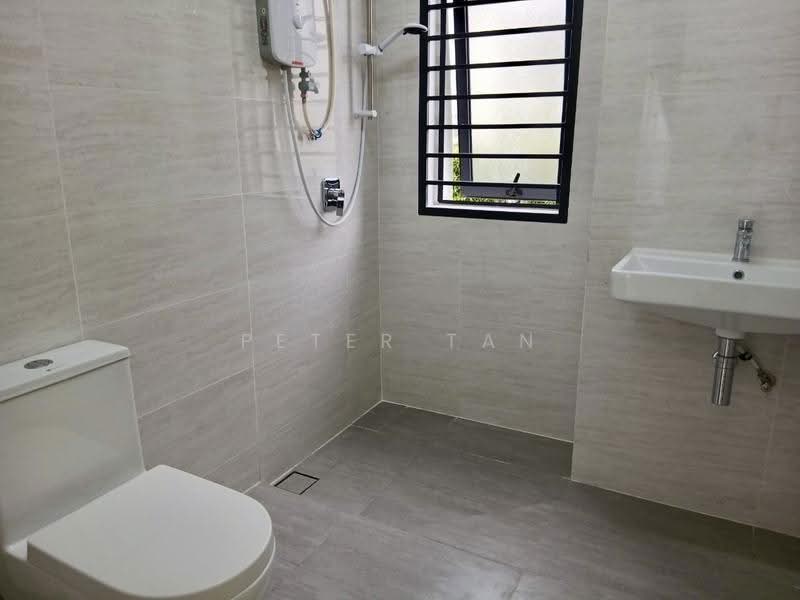 Bungalow House for Rent in Diamond City (Semenyih) - Peter Tan - Bathroom - PropertyGuru.com.my