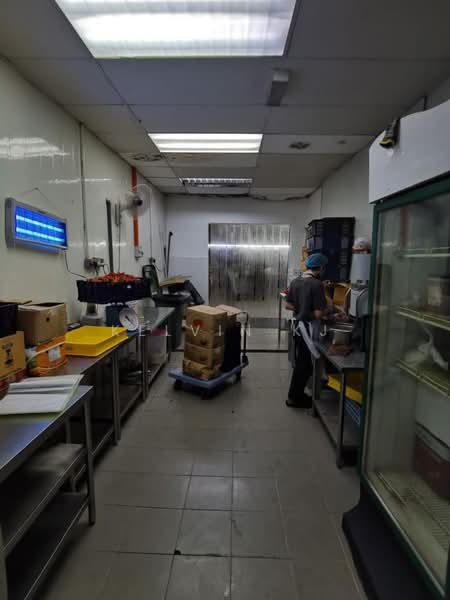 Terrace Factory for Sale in Desa Tun Razak (Cheras) - Kelvin KJ - Kitchen - PropertyGuru.com.my
