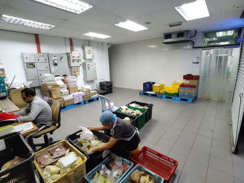 Terrace Factory for Sale in Desa Tun Razak (Cheras) - Kelvin KJ - Interior - PropertyGuru.com.my