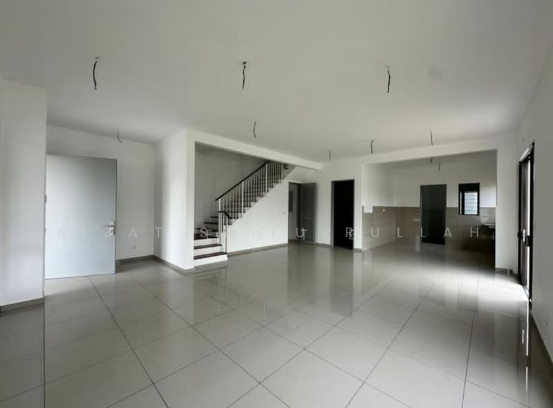 Semi-Detached House for Sale in Setia Utama (Setia Alam) - Aizat Saifulrullah - Interior - PropertyGuru.com.my
