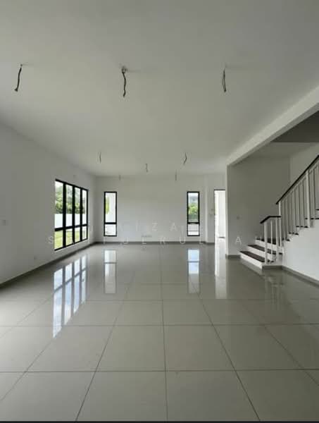 Semi-Detached House for Sale in Setia Utama (Setia Alam) - Aizat Saifulrullah - Living Room - PropertyGuru.com.my