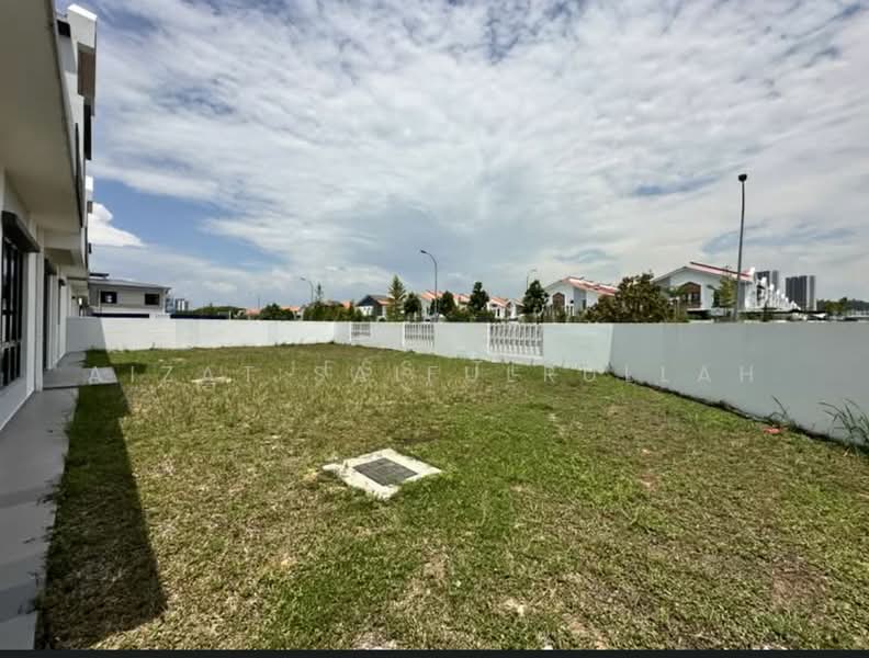Semi-Detached House for Sale in Setia Utama (Setia Alam) - Aizat Saifulrullah - Exterior - PropertyGuru.com.my