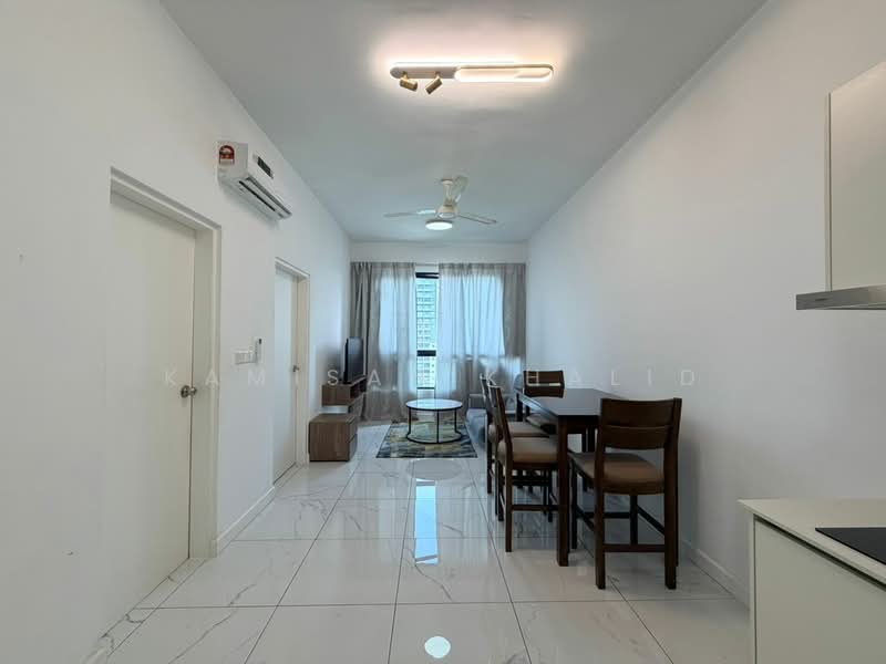Kondominium untuk Dijual di Residensi Pantai Sentral 3 - Kamisah Khalid - Living Room - PropertyGuru.com.my