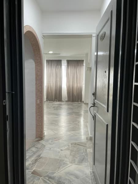 Apartment for Rent at Tasik Heights Apartment - Eddy Lee - Entrance - PropertyGuru.com.my