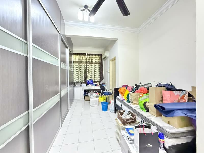 Rumah Teres 2.5 Tingkat untuk Dijual di Sepang (Selangor) - Zaidah Ahmad - Bedroom - PropertyGuru.com.my