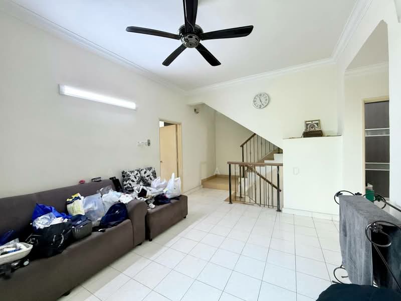 Rumah Teres 2.5 Tingkat untuk Dijual di Sepang (Selangor) - Zaidah Ahmad - Living Room - PropertyGuru.com.my