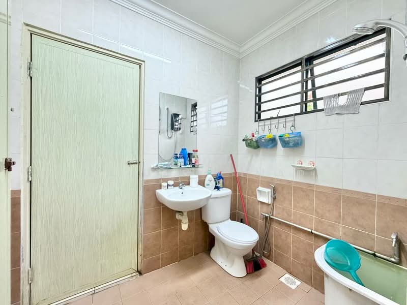 Rumah Teres 2.5 Tingkat untuk Dijual di Sepang (Selangor) - Zaidah Ahmad - Bathroom - PropertyGuru.com.my