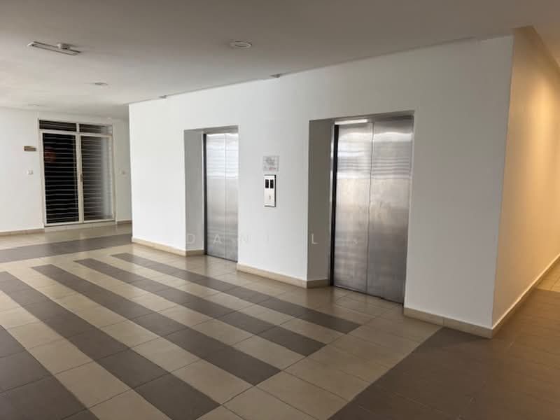Service Residence for Sale at Subang Olives Residence - DANIEL . - Lobby - PropertyGuru.com.my