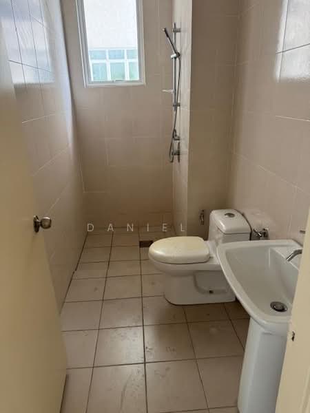 Service Residence for Sale at Subang Olives Residence - DANIEL . - Bathroom - PropertyGuru.com.my