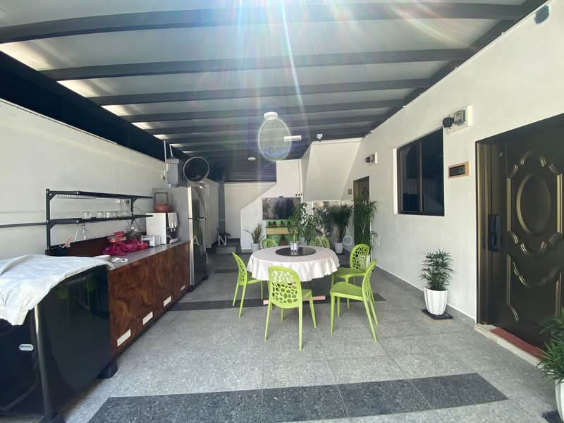 Rumah Teres untuk Disewa di Taman Desa Tebrau (Tebrau) - JOANNE YONG - Exterior - PropertyGuru.com.my
