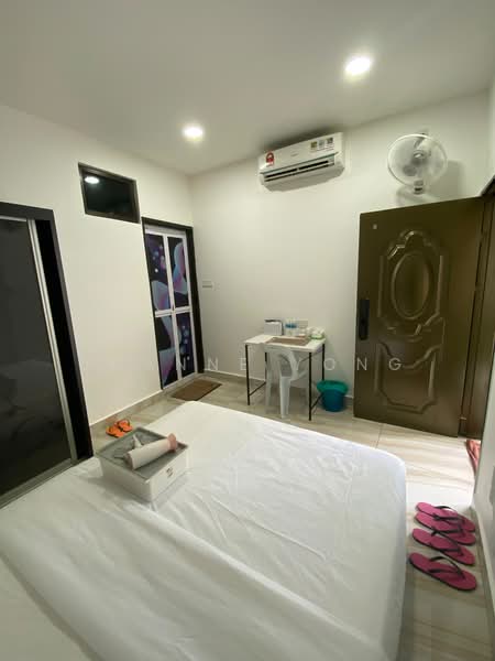 Rumah Teres untuk Disewa di Taman Desa Tebrau (Tebrau) - JOANNE YONG - Bedroom - PropertyGuru.com.my
