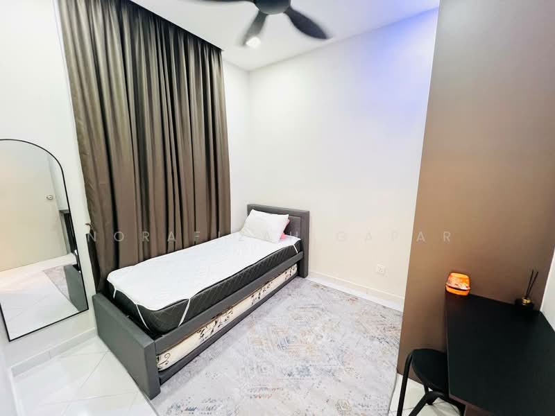 Servis Apartment untuk Dijual di Residensi Mutiara Kajang 2 - NoraFizah Gapar - Bedroom - PropertyGuru.com.my