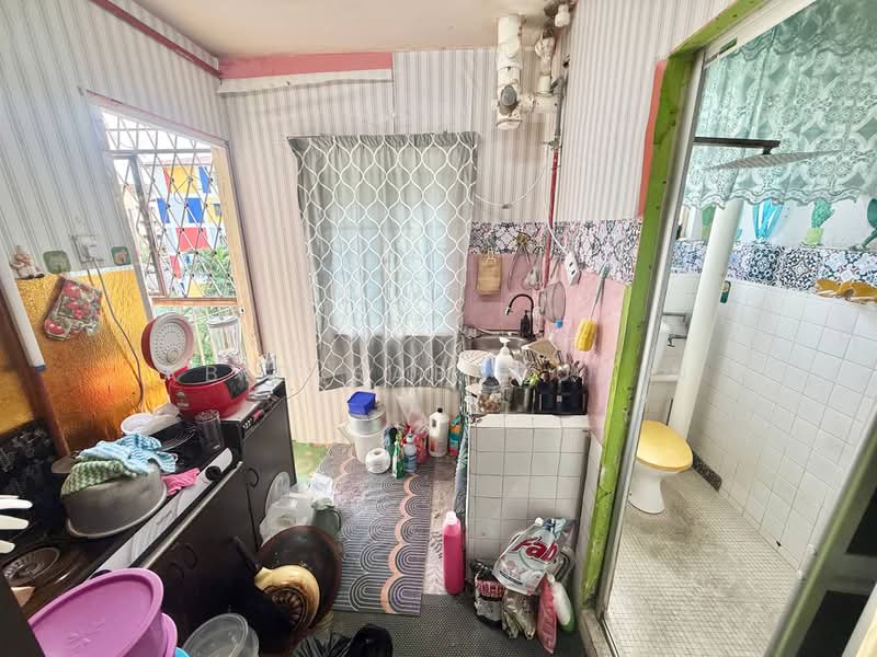 Rumah Flat untuk Dijual di Seksyen 2 Wangsa Maju Flat - Abid Sabarudin - Kitchen - PropertyGuru.com.my