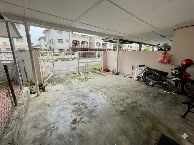 Rumah Teres 2 Tingkat untuk Dijual di Taman Putra (Ampang) - Abid Sabarudin - Exterior - PropertyGuru.com.my