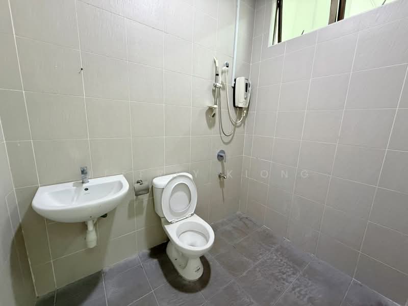 2-storey Terraced House for Sale in Taman Impian Emas (Skudai) - Jeffrey Kiong - Bathroom - PropertyGuru.com.my