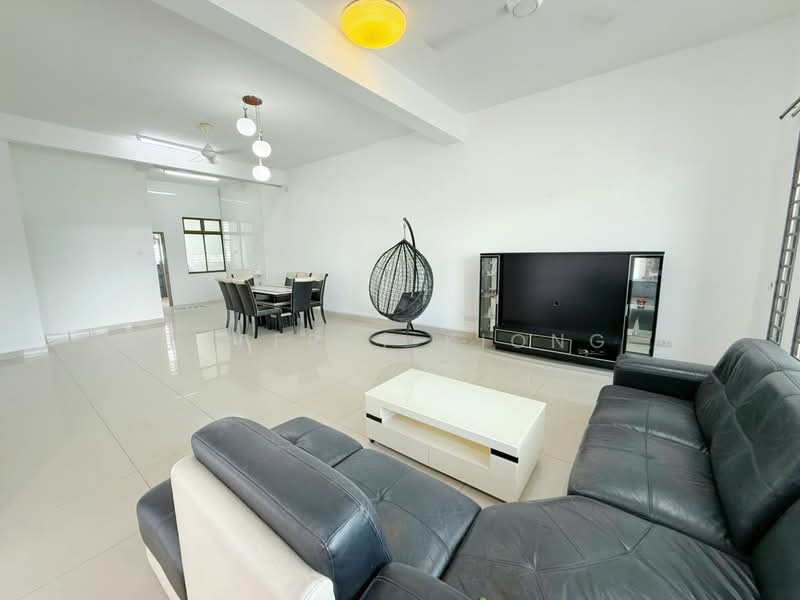 2-storey Terraced House for Sale in Taman Impian Emas (Skudai) - Jeffrey Kiong - Living Room - PropertyGuru.com.my