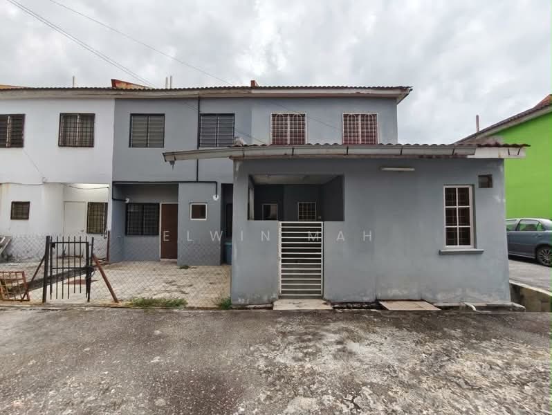 Rumah Teres 2 Tingkat untuk Dijual di Bandar Tasik Puteri (Rawang) - Elwin Mah - Exterior - PropertyGuru.com.my