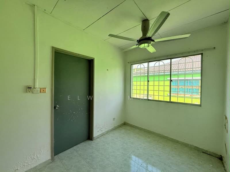 Rumah Teres 2 Tingkat untuk Dijual di Bandar Tasik Puteri (Rawang) - Elwin Mah - PropertyGuru.com.my