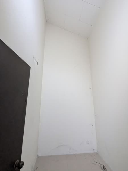 1-storey Terraced House for Sale in Kampung Batu 9 Kebun Baru (Telok Panglima Garang) - Fitri Zainal - Utility - PropertyGuru.com.my