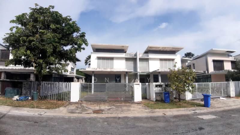 Rumah Berkembar untuk Dijual di Seksyen 7 (Shah Alam) - Tony YY - Exterior - PropertyGuru.com.my