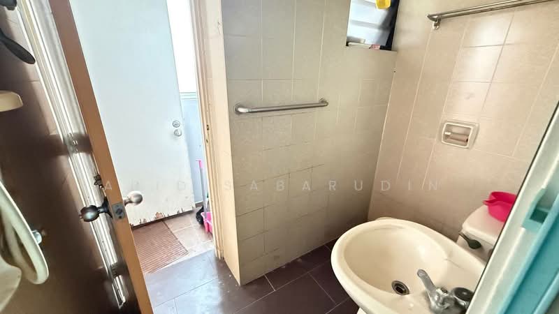 Kondominium untuk Dijual di Villa Putra - Abid Sabarudin - Bathroom - PropertyGuru.com.my