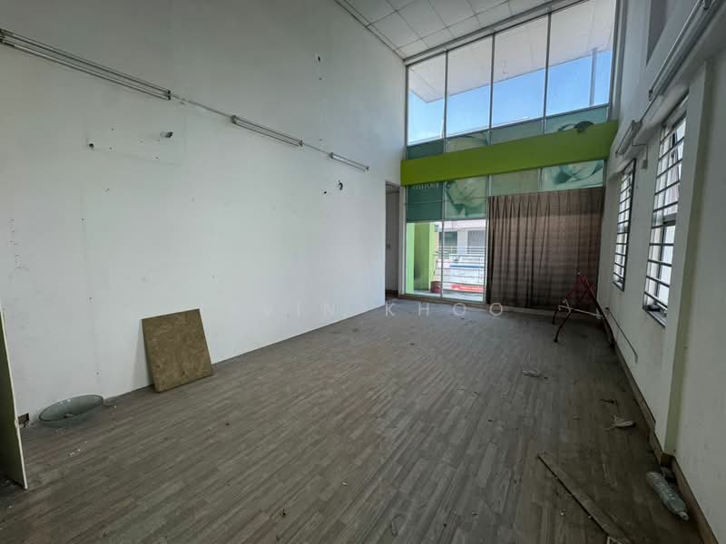 Shop for Rent in Pusat Bandar Rawang (Rawang) - Levin Khoo - Interior - PropertyGuru.com.my