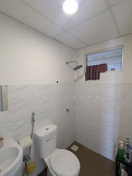 Service Residence for Sale at Sentrovue - Fitri Zainal - Bathroom 2 - PropertyGuru.com.my