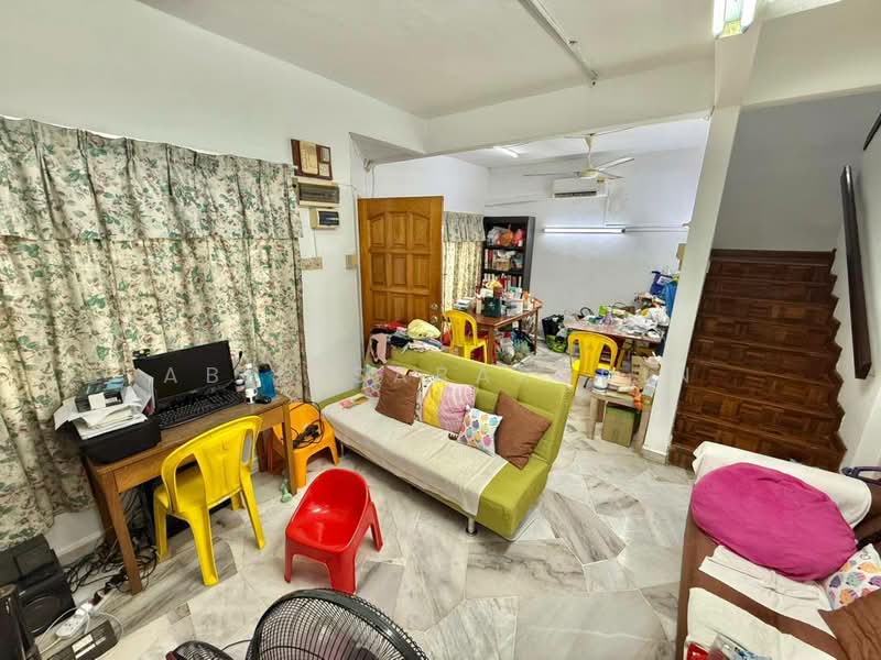 2-storey Terraced House for Sale in Bandar Tun Hussein Onn (Cheras) - Abid Sabarudin - Living Room - PropertyGuru.com.my