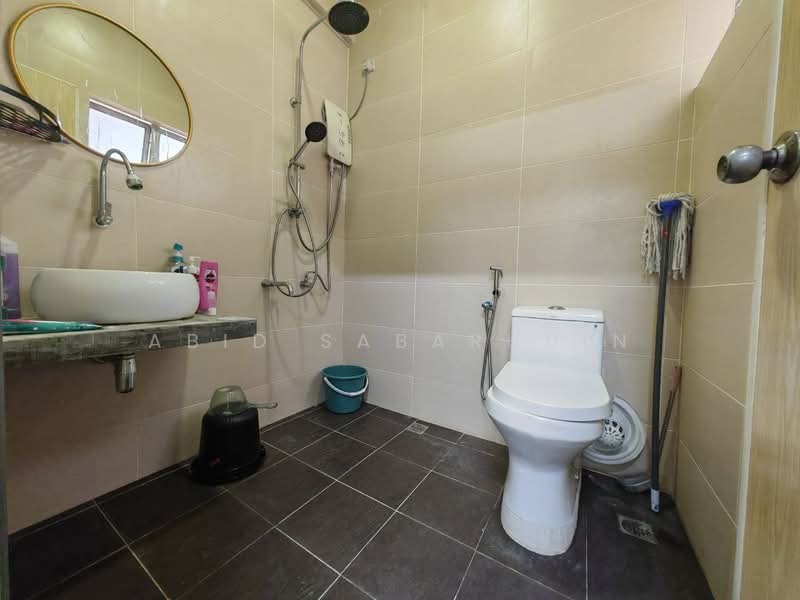 Apartment for Sale at Sri Kenangan - Abid Sabarudin - Bathroom - PropertyGuru.com.my
