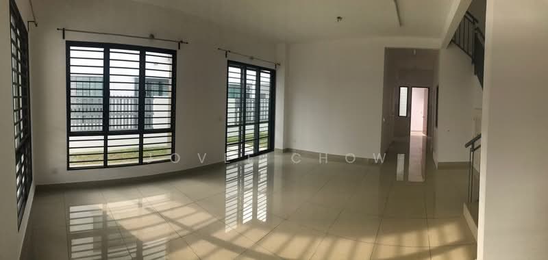 Rumah Berkembar untuk Dijual di Setia Damai (Setia Alam) - Jovee Chow - Living Room - PropertyGuru.com.my