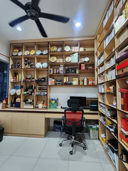 Rumah Berkembar untuk Dijual di Setia Damai (Setia Alam) - Jovee Chow - Study - PropertyGuru.com.my