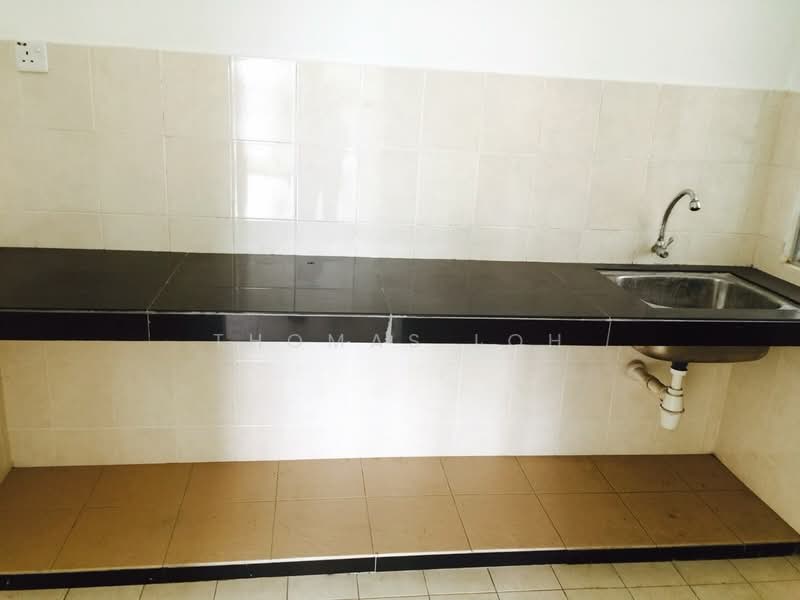 Condominium for Sale at Hijauan Puteri Condominium - Thomas Loh - Kitchen - PropertyGuru.com.my