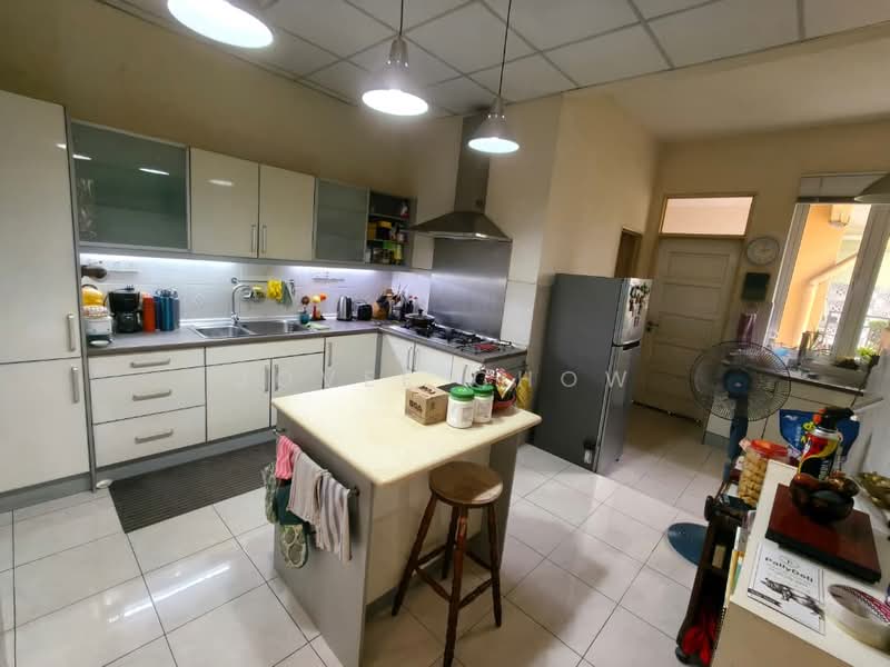 Rumah Berkembar untuk Dijual di Setia Damai (Setia Alam) - Jovee Chow - Kitchen - PropertyGuru.com.my