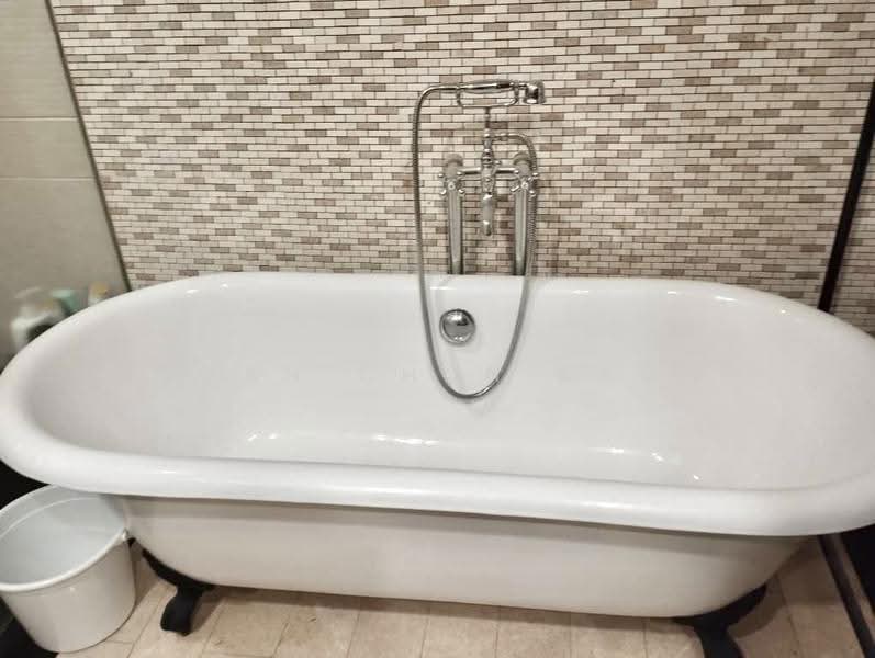 Kondominium untuk Disewa di Quayside Seafront Resort Condominiums - Gan Chun Kai - Bathroom - PropertyGuru.com.my