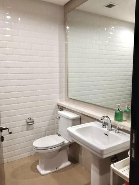 Kondominium untuk Disewa di Quayside Seafront Resort Condominiums - Gan Chun Kai - Bathroom - PropertyGuru.com.my